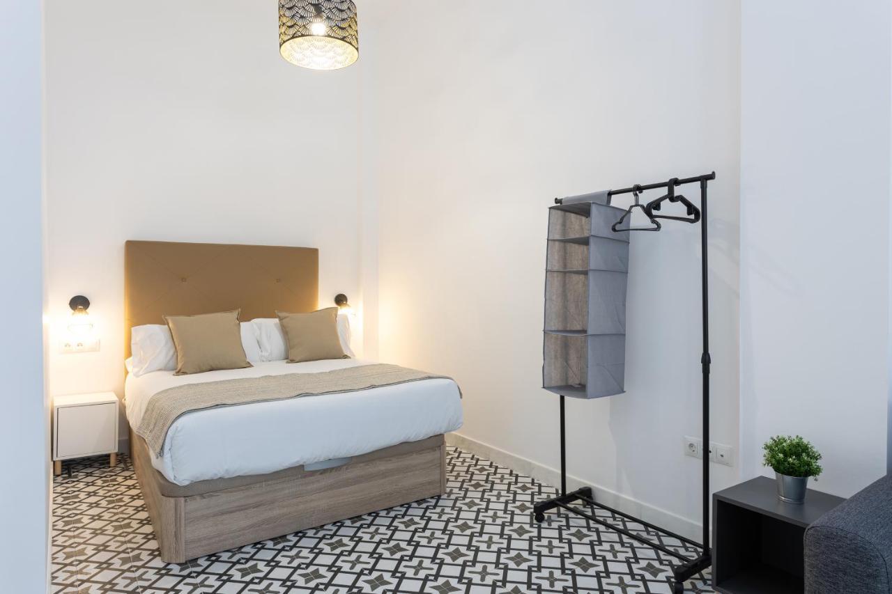 Holidays2Malaga Picasuss Loft New Built Close Huelin Beach And Promenade Kültér fotó