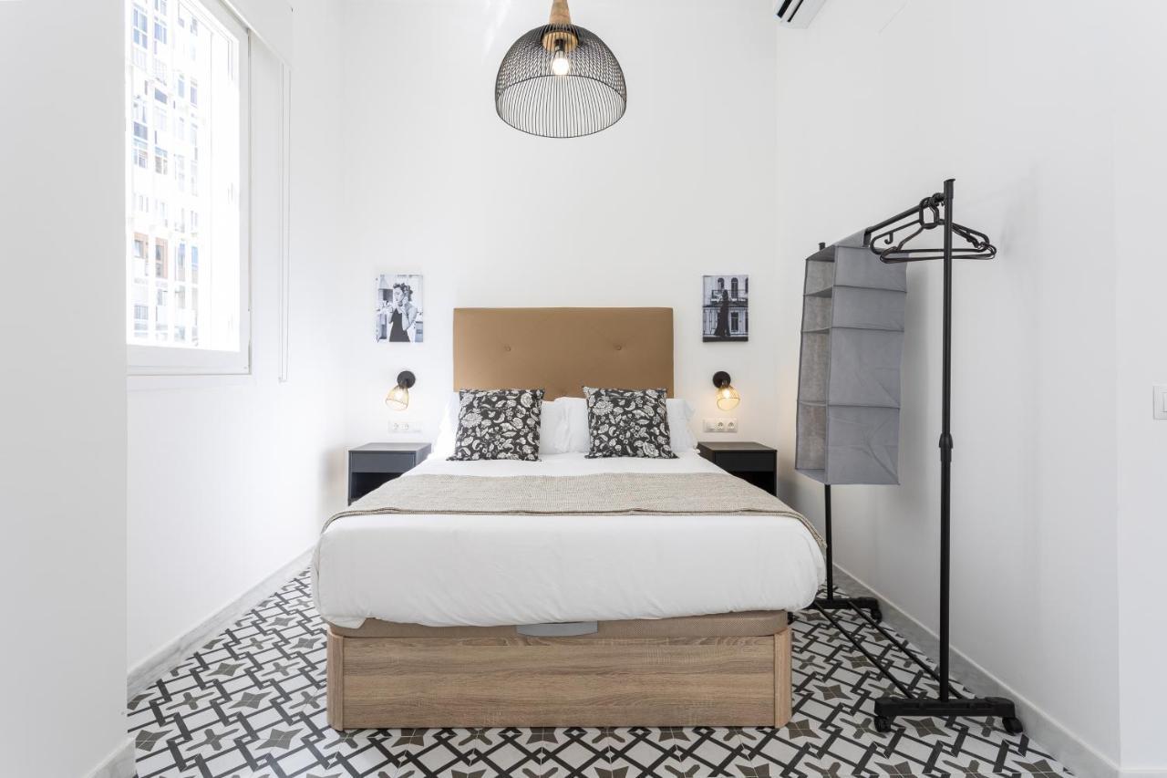 Holidays2Malaga Picasuss Loft New Built Close Huelin Beach And Promenade Kültér fotó
