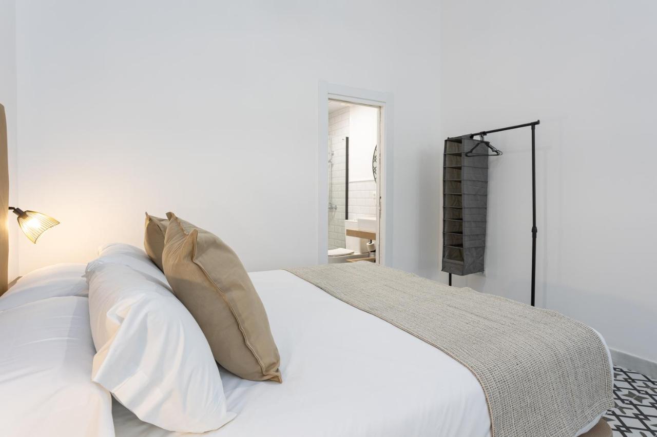 Holidays2Malaga Picasuss Loft New Built Close Huelin Beach And Promenade Kültér fotó