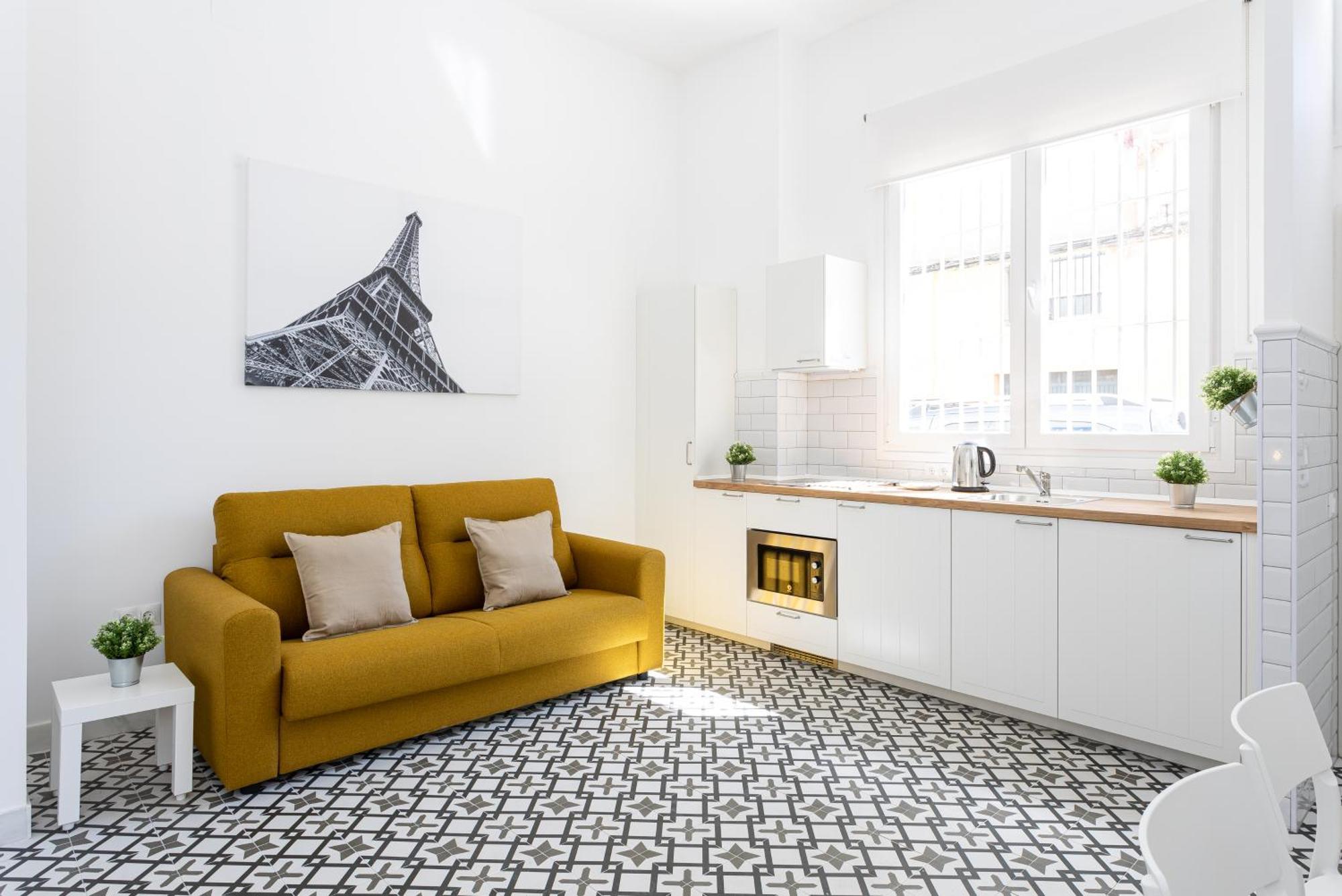Holidays2Malaga Picasuss Loft New Built Close Huelin Beach And Promenade Kültér fotó